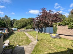 Photo 1- click for photo gallery